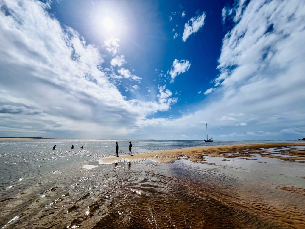 Low tide on the beach of 1770